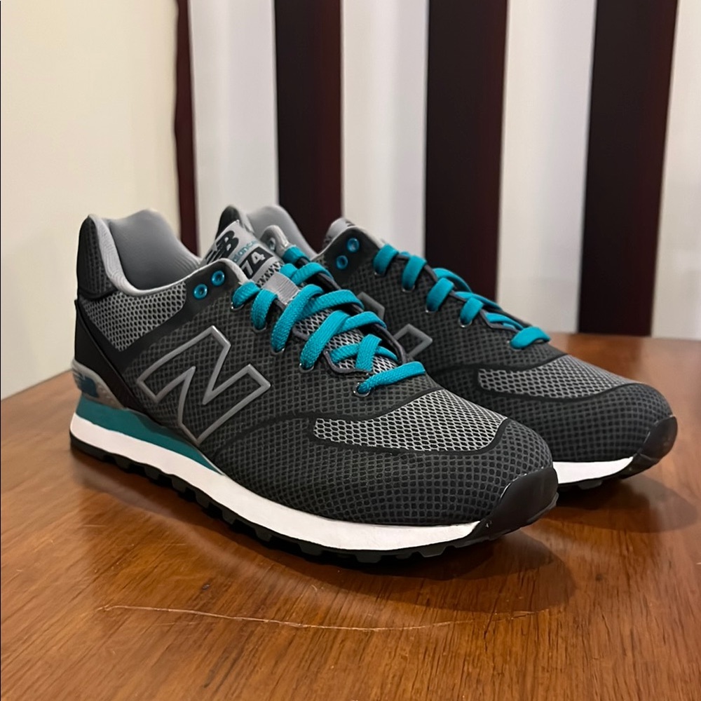 New Balance 574 Shoes Sneakers ML574ALD grey Mens Size 9.5